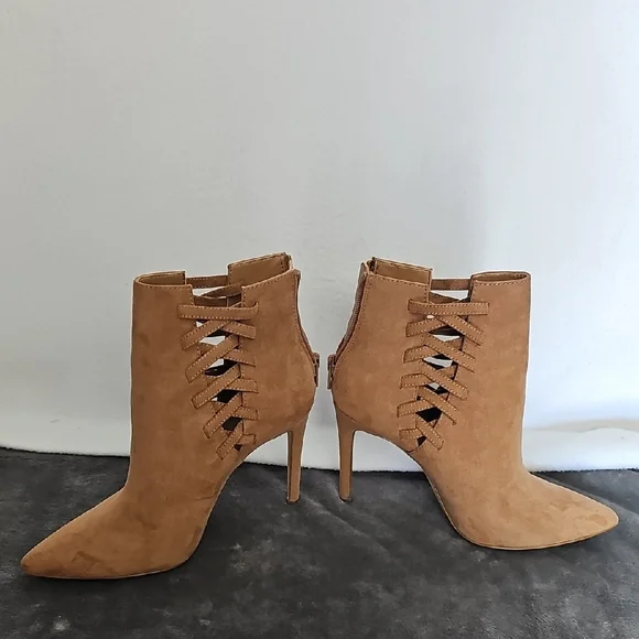 Aldo | Shoes | Aldo Tan Suede Like Texture Womens Ankle  display picture 3